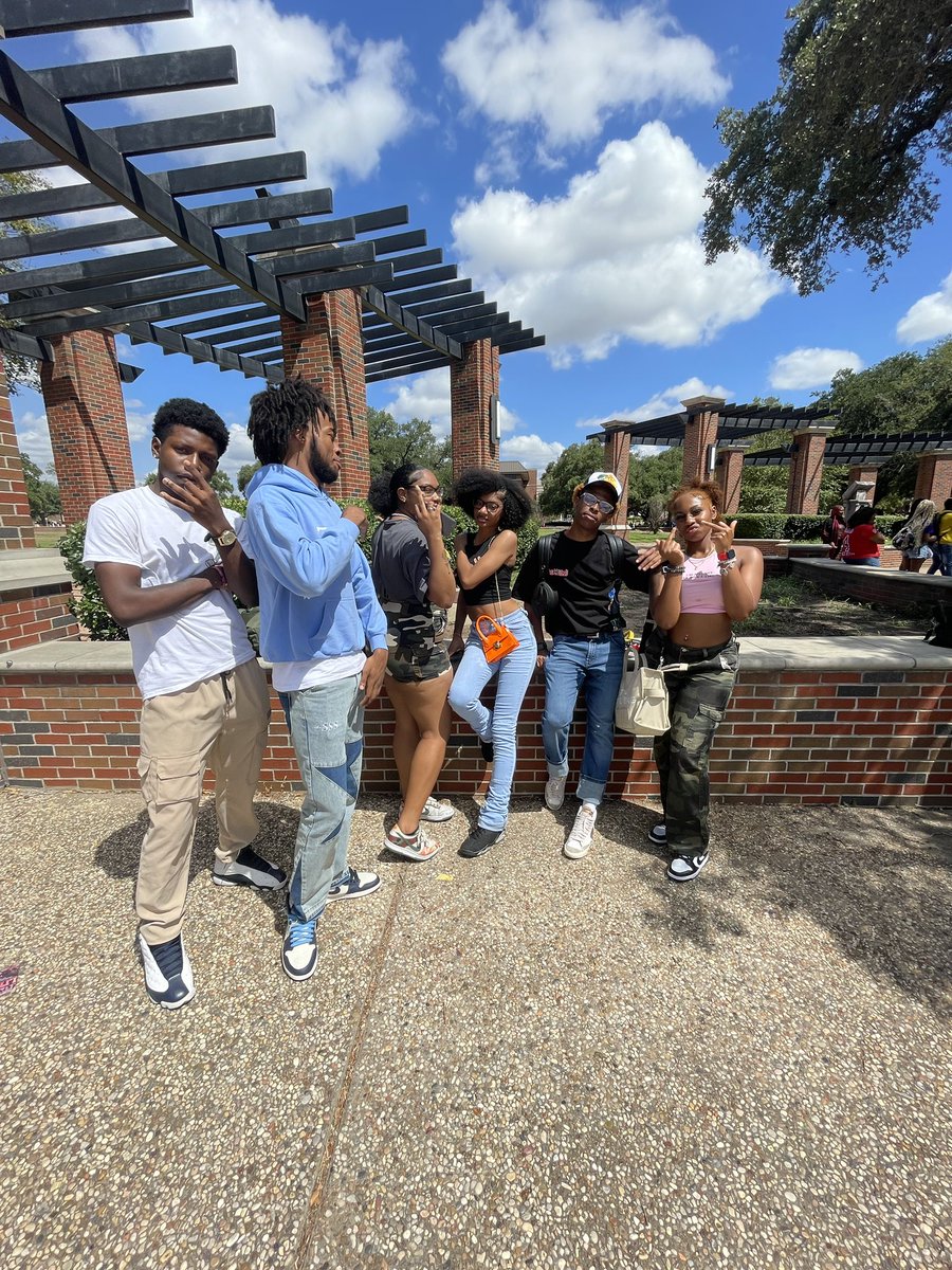 Jay_tharealest1's tweet image. Fly shi only💯
#humpday #pvamu #pvamu27