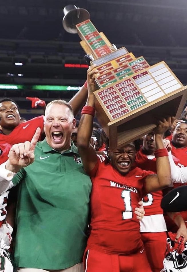 Happy Birthday Coach Mallory! We hope you make it a great day to be a Wildcat! ⁦<a href="/LNWildcatsFB/">LN Wildcats Football</a>⁩ ⁦<a href="/coach_mal/">Patrick Mallory</a>⁩ ⁦<a href="/LNFanSection_/">LN Fan Section 🐾</a>⁩ ⁦<a href="/FCVAthletics/">FCV Athletics</a>⁩ ⁦<a href="/9thLNWildcats/">LNFreshmanSchool</a>⁩