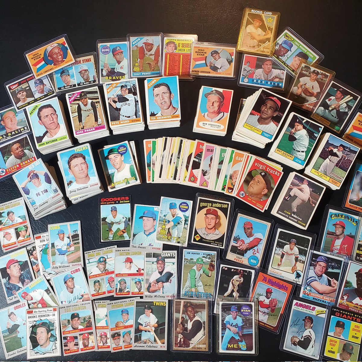 RyansVintageCA's tweet photo. Still 2 more days of #historypack madness - can we talk about how handsome this set from Studio is?? The Kid makes a great pack topper!  

5 packs for $35 / 20 for $95 https://t.co/KABQMGcmcQ