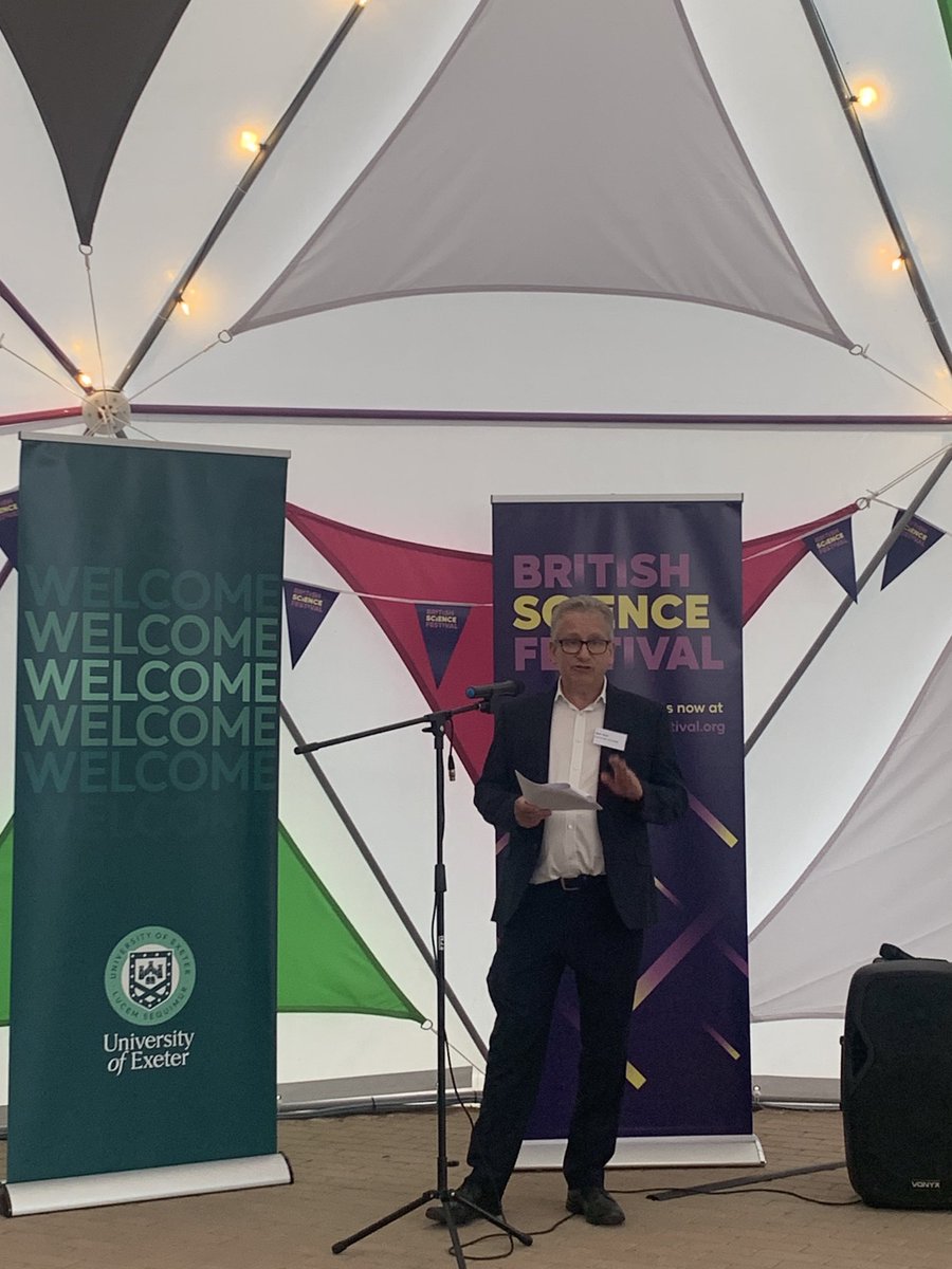 Sarah Snow tweet media