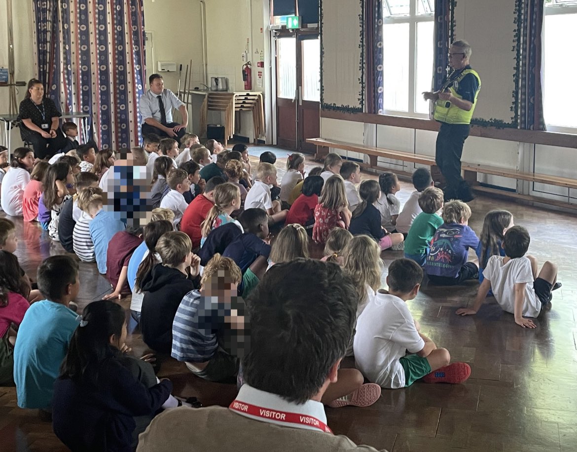 CotonCofE's tweet photo. It was great to welcome PCSO Chris Wiseman into school today to discuss ways to keep ourselves safe! #TheCotonKeysToKeepingSafe #CaringIsKey https://t.co/CaVwp17fhW
