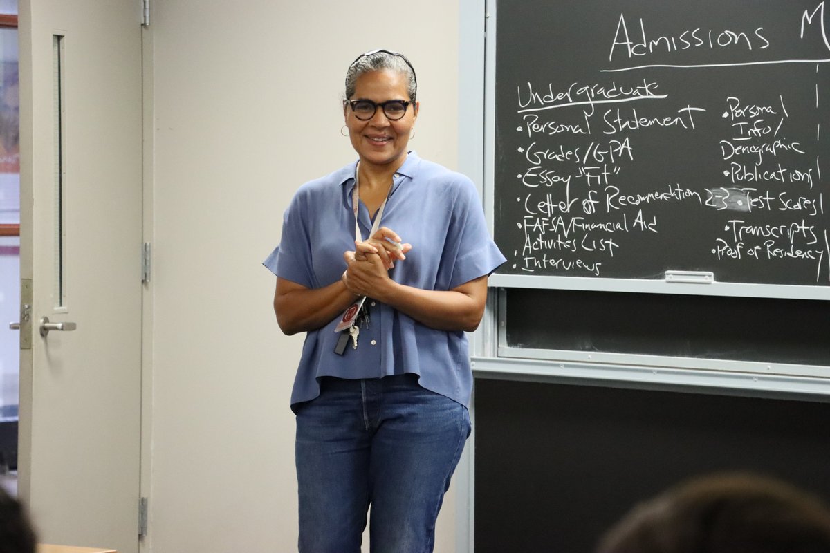 UChicagoPME's tweet photo. During the @ChiCityColleges and @UChicagoPME summer program, students gained knowledge in pursuing a 4-year #STEM program and engaged in interactive lectures with PME faculty and grad students on #quantum engineering, #immuno-engineering, and #materialsystems for #sustainability. https://t.co/o8bCdHoLcH