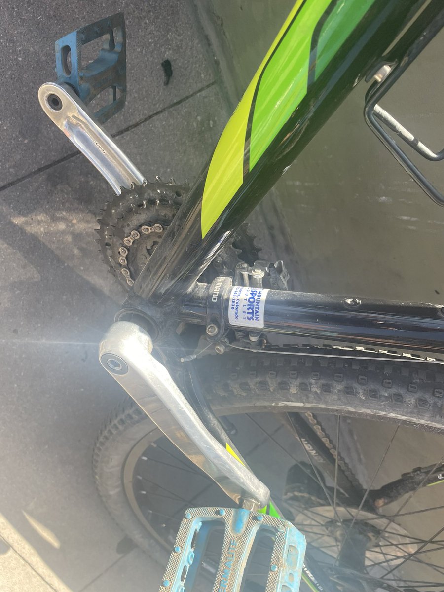 boulderpolice's tweet photo. Is this your bike? We detained the suspect in Central Park and he said he stole it, but we don’t yet know the owner.
 
If this is your bike or you know who it belongs to, please call us at 303-441-3333
 #boulder #BoulderColorado https://t.co/8ROV1ZJS4W