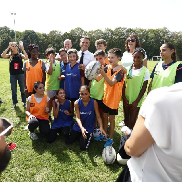 « Une année de fierté française » 

Emmanuel Macron s'exprime pour « L'Équipe » avant la Coupe du monde de rugby et les Jeux de Paris ow.ly/qAWr50PIy0y