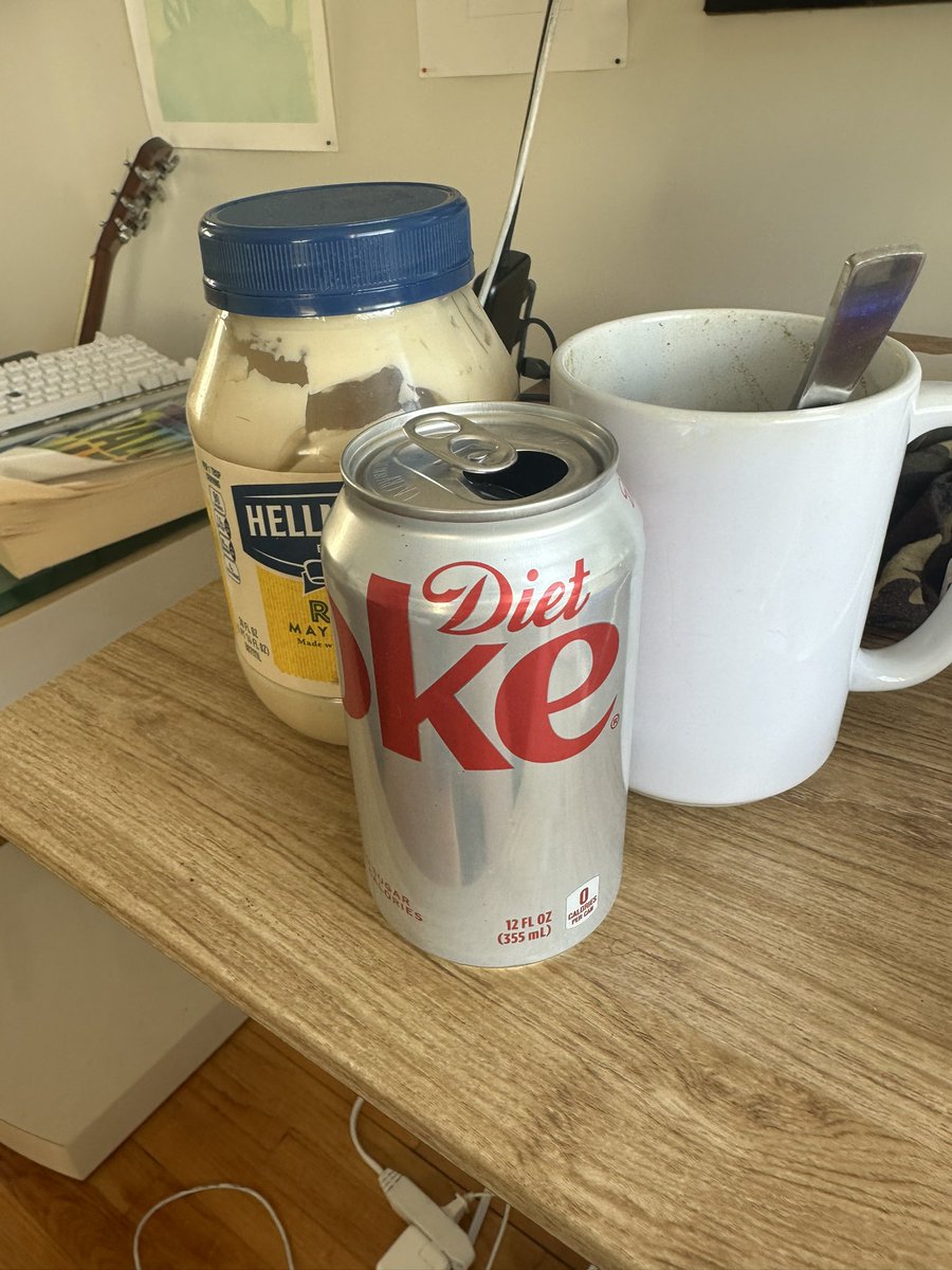 _pem_pem's tweet photo. girls always need three beverages when they’re working https://t.co/0yySflSAs7