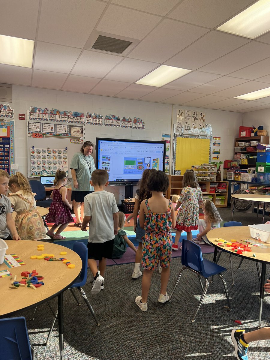 We had an outstanding start to our 2023-2024 school year <a href="/NorthwoodElem1/">Northwood Elementary</a> . Thanks to our bus drivers <a href="/HiltonCSDBuses/">Hilton CSD Buses</a> for bringing our students to and from our school safely. Thanks to our teachers for making the day so special! <a href="/BeemanSadie/">Sadie Beeman</a>