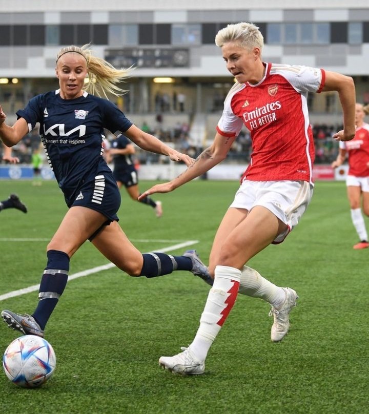 Super Mario tweet media