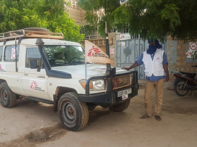 #Mali🇲🇱- Yesterday at around 4pm, an 'Doctors without Borders' (MSF) vehicle travelling from #Hombori to #Douentza was shot at 2km away from #Dallah. On board was a pregnant woman and her mother, the attack killed the mother and injured two other passengers. (📸2021)