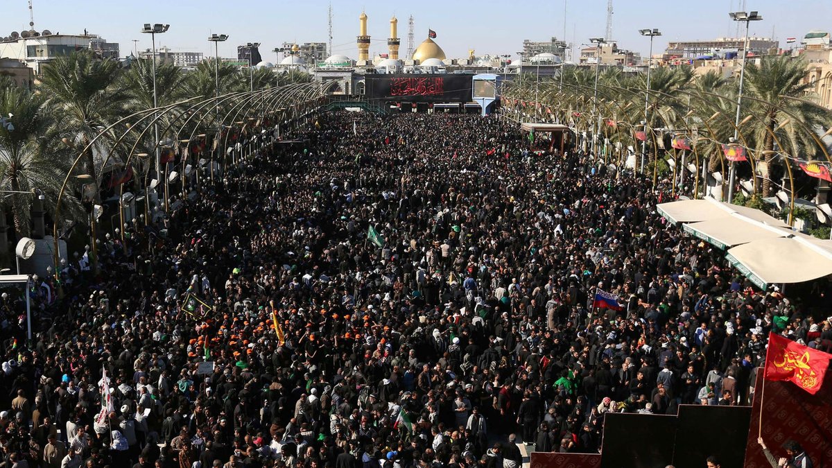 DelightReza's tweet photo. A million Voices .... One Name !
Hussain (as), Labaik Ya Hussain (as) ♥️
#Arbaeen
#Karbala 
#اربعین

' Arbaeen '
' Chehlum Imam Husain AS ' https://t.co/70EMtvTQhW