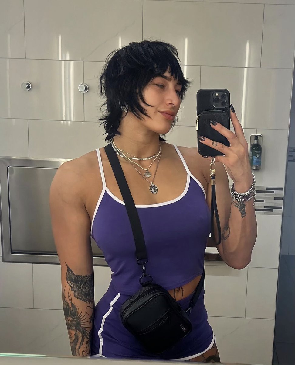 Finally not wearing black, so I figured I’d document. 👹