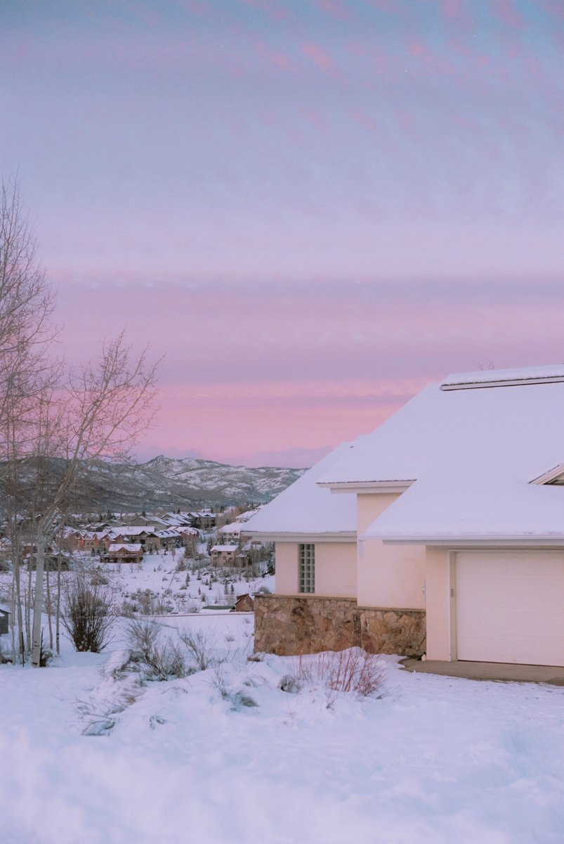 AlexKittoe's tweet photo. Winter pastels on 35mm https://t.co/G5urq9TmaV