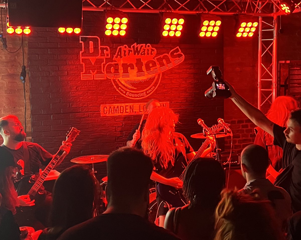 Alex Baker tweet media