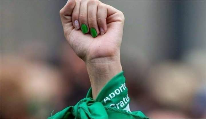 puntoyapartemty's tweet photo. #ÚltimoMomento 🚨 | 💚 La Suprema Corte de Justicia de México anunció que se despenalizó el #aborto en todo el país.

Con ello, las mujeres podrán acceder a servicios de aborto en IMSS, ISSSTE, PEMEX y cualquier institución federal de salud. https://t.co/mRJUc8RYmY