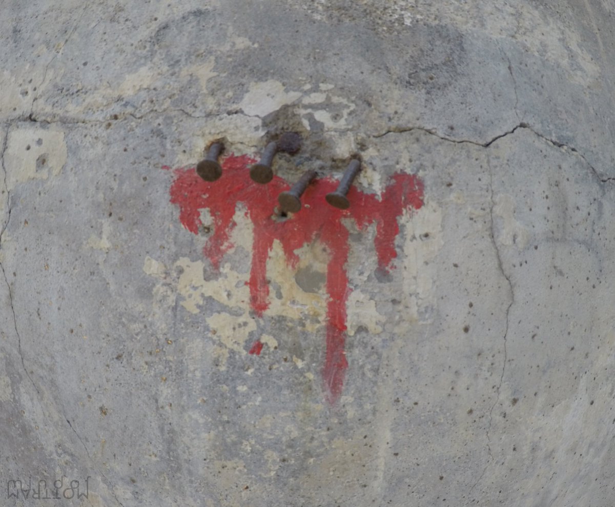 MindofMottram's tweet photo. The streets are alive with rust
#abstract #streetart #art #PhotographyIsArt #doyoubleed #bluehorizon https://t.co/QWAVJx05rG