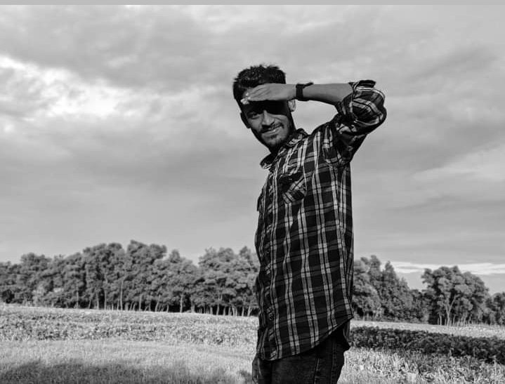 AnwarCh77957117's tweet photo. জীবন নিয়ে চিন্তা ভাবনা বেশি করা ভালো না!! https://t.co/tfXLNvcJa3