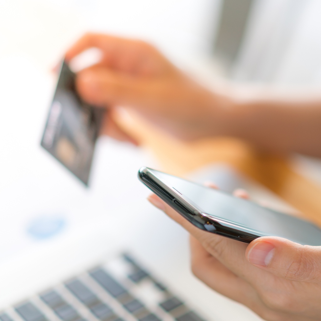 How can you streamline payment acceptance for international eCommerce?

Finding the right gateway can make your business more profitable, trustworthy and efficient; while your stage, orientation, markup and more make some more suitable than others. 

bit.ly/3EJEgCx