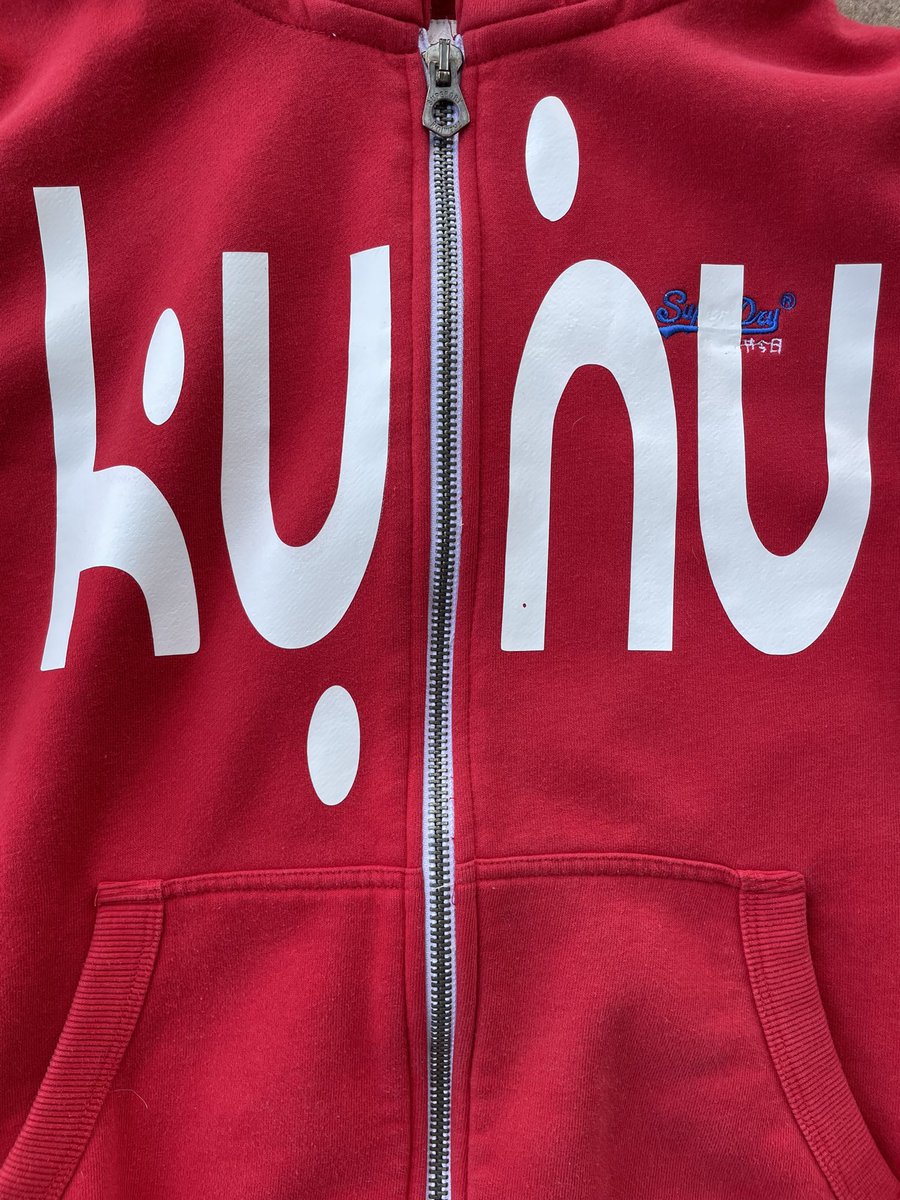KYHU ZIP UP SWEATER
SIZE:M