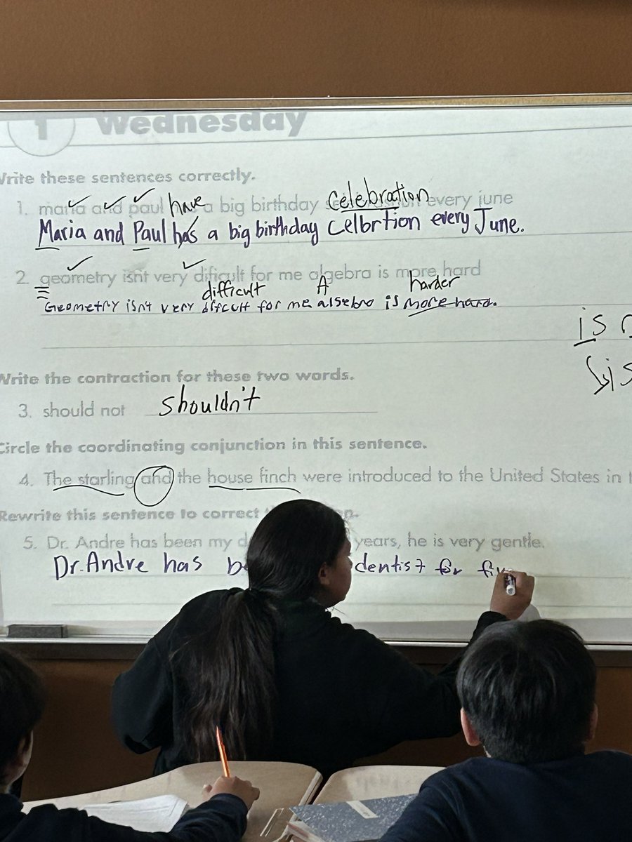 MsDGentry's tweet photo. #grammar Wednesday! @netzeroJMS #RLAinAction @IrvingISD #sixthgrade https://t.co/JiC0Zf5eLD