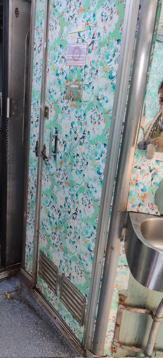 pkumar5777's tweet photo. #irctc
#railmin
#IndianRailways 
PNR-8306216197,Trn:15945
The worst ever train compartment which is broken indide and toilets are extremely worst condition unable to useful with water lagging and bad smells. https://t.co/x2ZZSDtrdK