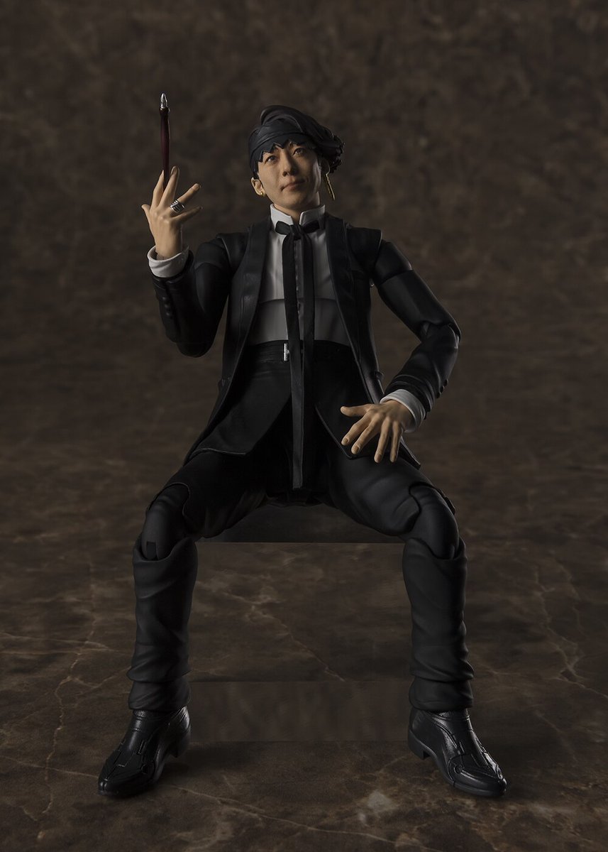 eiga_natalie's tweet photo. 高橋一生の岸辺露伴が可動フィギュアに！本人も監修、フェイスは4種類
https://t.co/WhvlCgSx56

#岸辺露伴ルーヴルへ行く #高橋一生 https://t.co/wAI6FLUUcr