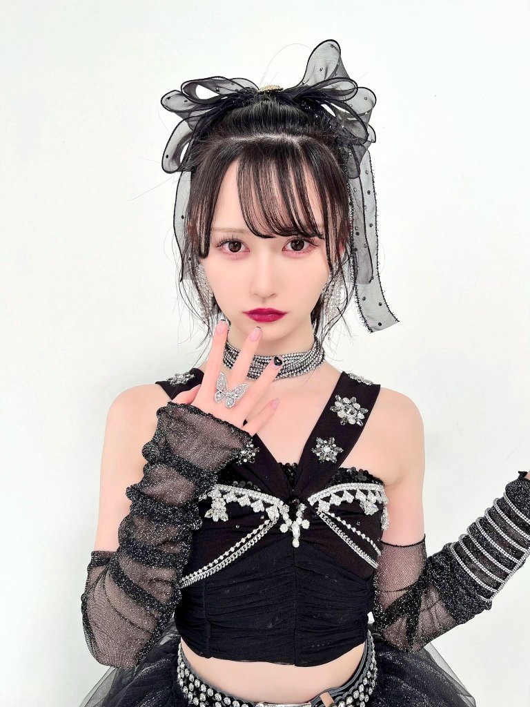 hisato0802's tweet photo. 1日遅れの #黒の日
💗 #山本望叶 💜ちゃん
🐦から黒い✘になった
✖の今年の画像から
黒い🖤衣装等4選
先ずはやっぱり
#みかにゃん 💖センター✨
#NMB48 4thアルバム💿
#NMB13 リード曲 #Done
EATMEさん🌹との #みかにゃんコラボ
#カミオト での僕以外の誰か
#関西コレクション M me emeさん https://t.co/UhpHAKfUkL