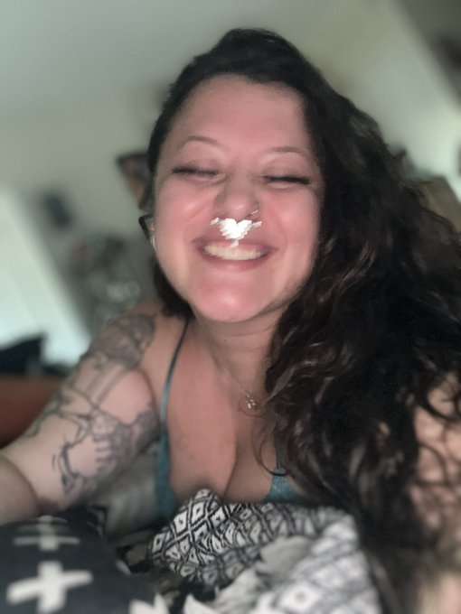 If you didn&rsquo;t get a text from a lover today, these are now from me to you! I took them for you. To put<a href="/tag/humpdayvideo"class="tags"><span>#humpdayvideo</span></a>