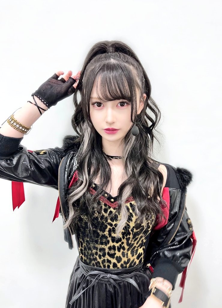 hisato0802's tweet photo. 1日遅れの #黒の日
💗 #山本望叶 💜ちゃん
🐦から黒い✘になった
✖の今年の画像から
黒い🖤衣装等4選
先ずはやっぱり
#みかにゃん 💖センター✨
#NMB48 4thアルバム💿
#NMB13 リード曲 #Done
EATMEさん🌹との #みかにゃんコラボ
#カミオト での僕以外の誰か
#関西コレクション M me emeさん https://t.co/UhpHAKfUkL