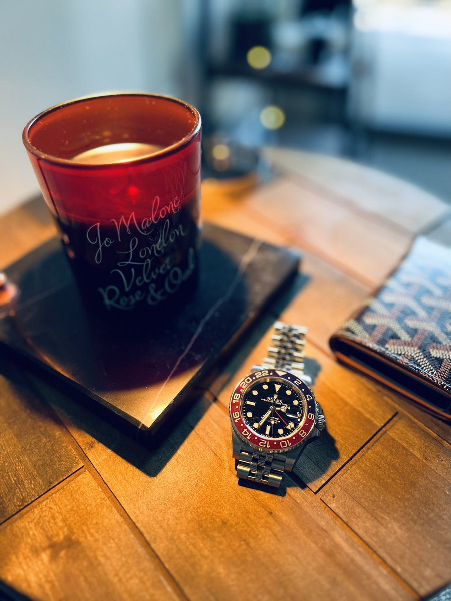 SuofeiyaQ's tweet photo. 🇺🇸🇺🇸⌚️⌚️😂😂🥰😘😂😂⌚️Each time it is worn, it brings back memories of those cherished moments in life. ⌚️⏰
#diverwatches #divingwatch #rolexwatch #rolexwatches #watches https://t.co/8VqUfRrImJ
