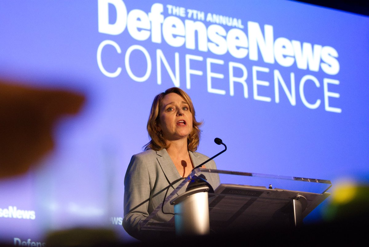 demarest_colin's tweet photo. Four favorite frames from today’s #DNConf, just blocks from the Pentagon.
Featuring the Army undersecretary (@UnderSecArmy), Democratic Rep. Adam Smith (@RepAdamSmith) and more.
Photos for @defense_news / @C4ISRNET / etc. https://t.co/vryIPfjMzq