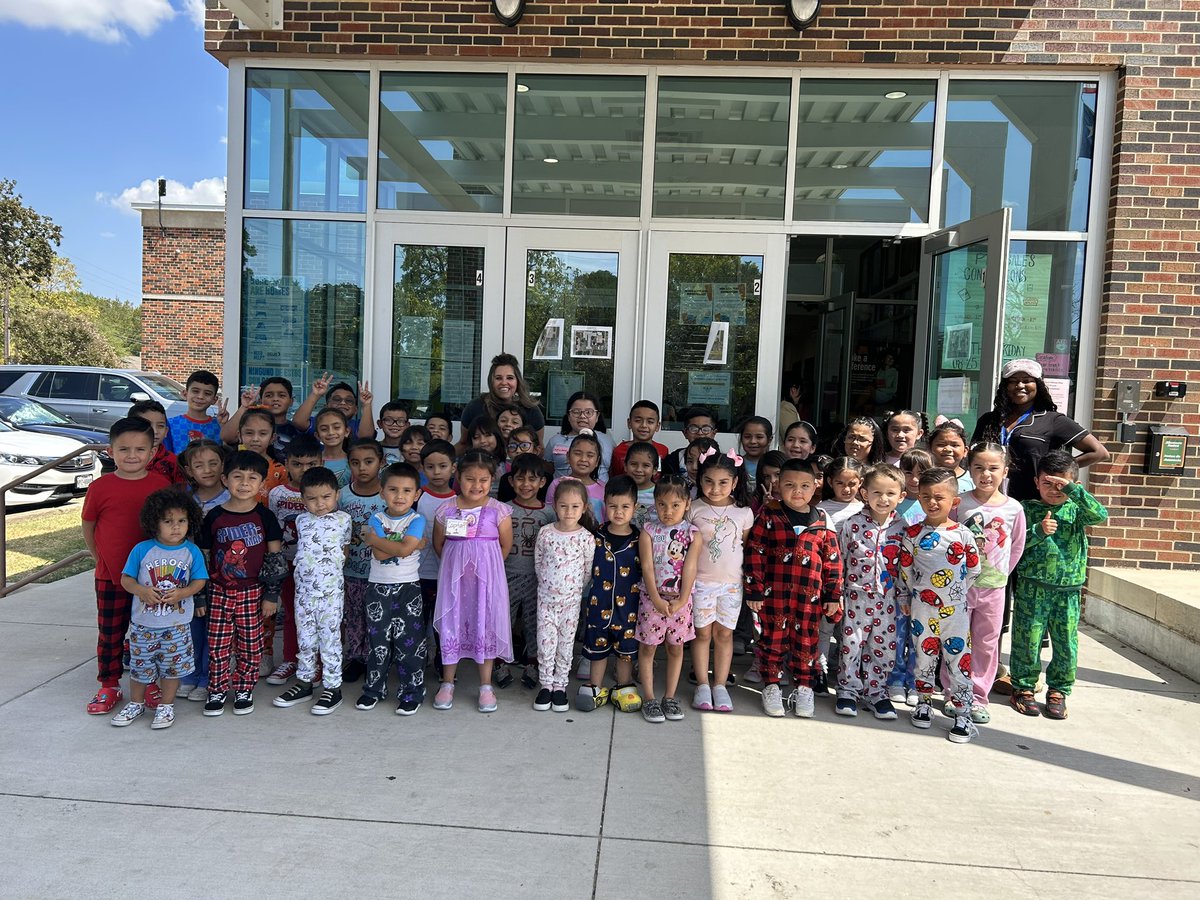 j_jhusband's tweet photo. We showed up in our Jammies to support attendance awareness during this month of September! @SpruceV_T @Region2DISD @DallasISDSupt @MaconDISD https://t.co/AB1afYz4g0