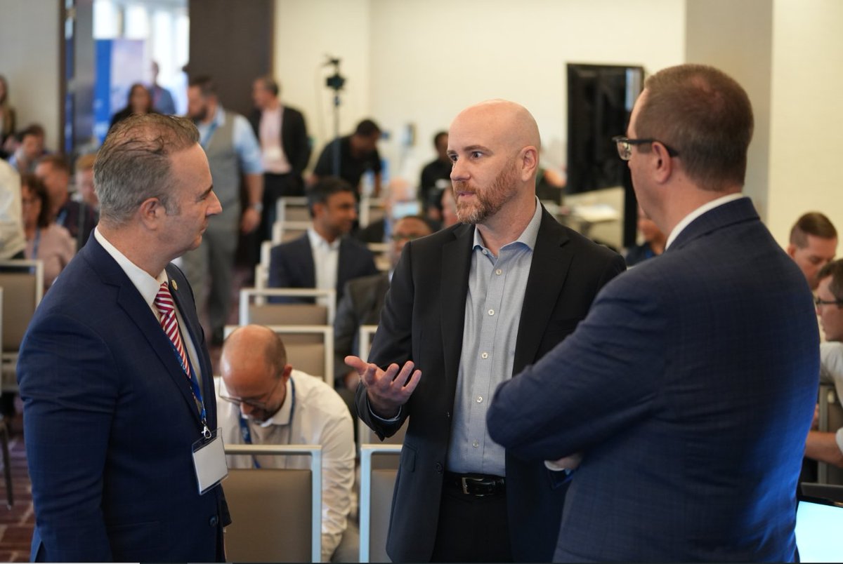 VAInnovation's tweet image. VA leaders discussed optimization of surveillance care pathways for our 2nd #DataX panel of the day. “Trust has to be the bottom-line metric that people are gravitating towards,” said Evan Albert, Dir. of Measurement and Data Analytics for VEO. We are looking forward to Day 2!