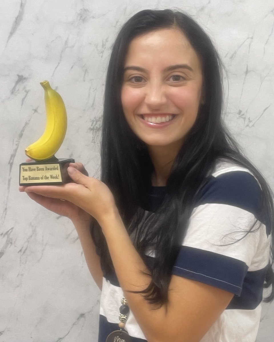 As a way to recognize all of the continued hard work amongst our 3rd grade team, each week a teammate will be awarded ‘Top Banana of the Week’. Our first recipient is Katie Furtado. Congratulations and thanks for all your hard work!! ⁦<a href="/SwaimRobin/">White Oak Principal</a>⁩ ⁦<a href="/WhiteOakElem/">White Oak Elementary</a>⁩