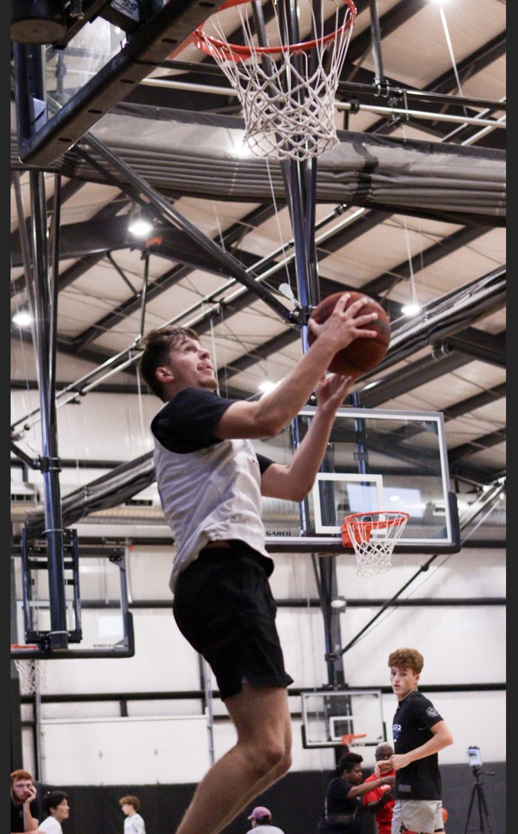 Bleacher Prospect (@bleacherprospec) on Twitter photo Top Standouts from our Columbus High School Prospect camp on 9/2.
<a href="/KraigGilbert2/">Kraig Gilbert</a> <a href="/jayden_nimako/">Jayden Nimako</a> <a href="/JacobRoeth/">Jacob Roeth</a> <a href="/DuncanSpalding3/">Duncan Spalding</a>
Link to article 👇
bleacherprospect.com/2023/09/06/ble… Top Standouts from our Columbus High School Prospect camp on 9/2.
<a href="/KraigGilbert2/">Kraig Gilbert</a> <a href="/jayden_nimako/">Jayden Nimako</a> <a href="/JacobRoeth/">Jacob Roeth</a> <a href="/DuncanSpalding3/">Duncan Spalding</a>
Link to article 👇
bleacherprospect.com/2023/09/06/ble…