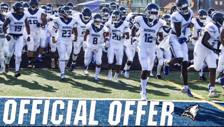 I am blessed to announce that I have received my second official offer. @coachParker1983 <a href="/CoachDrummm/">Tyler Drummer</a> <a href="/MrCoachCraney/">Nick Craney</a>