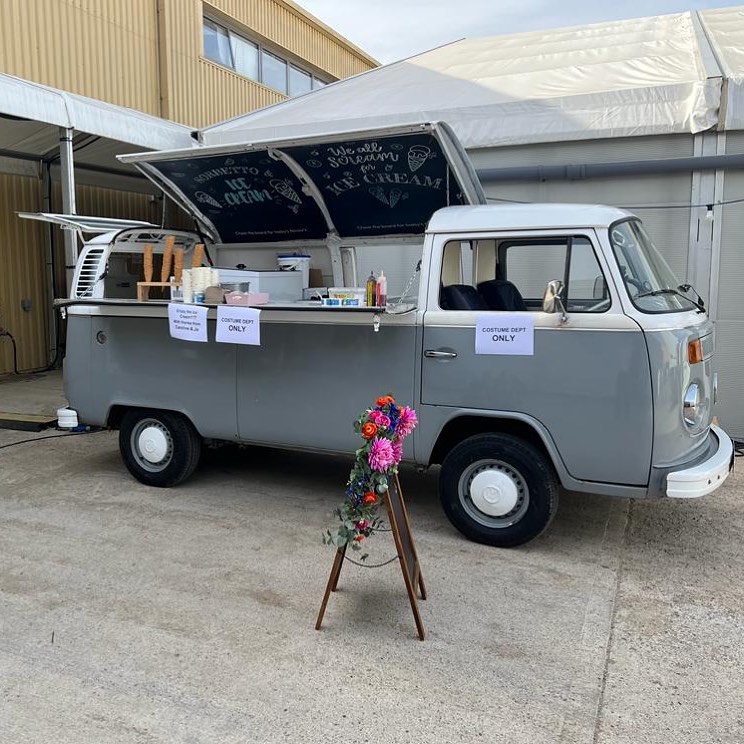 A beautiful day to serve ice cream to a costume department at a film studio today. The ice cream went down a treat in the hot weather!
.
#campervanicecream #icecreamvan #londonicecreamvanhire #londonicecream #vwcampericecreamvan