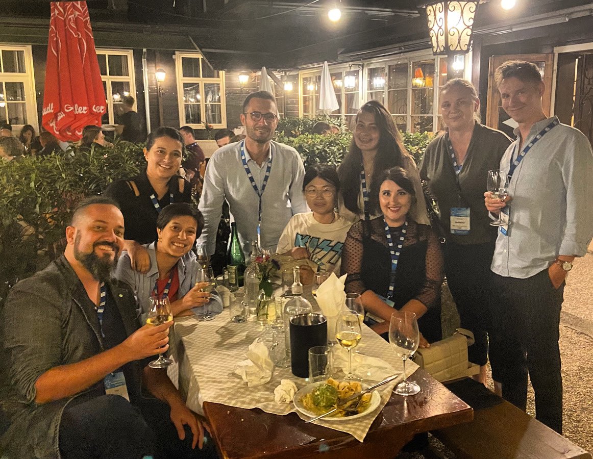 Conferences are incredible for connecting with vibrant people from around the globe. I feel fortunate to have randomly crossed paths with these truly amazing individuals! 🇧🇷 🇬🇧 🇪🇸 🇨🇴 🇮🇹 🇨🇳 🇵🇱 #EICC6