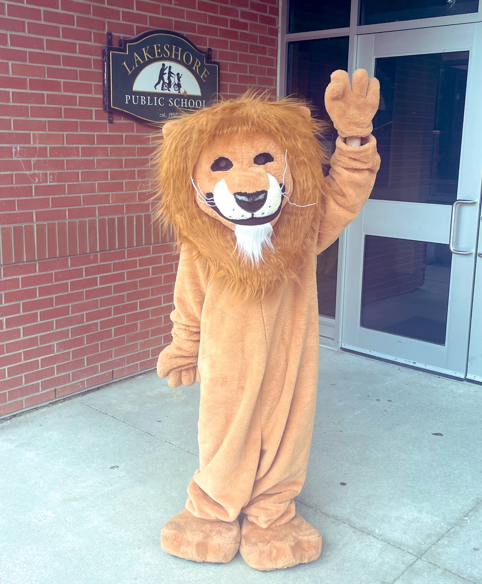 LakeshorePS's tweet photo. We were excited to welcome our students back for a great first day today! #welcomeback #HDSBFirstDay https://t.co/uw4MIJnKGv