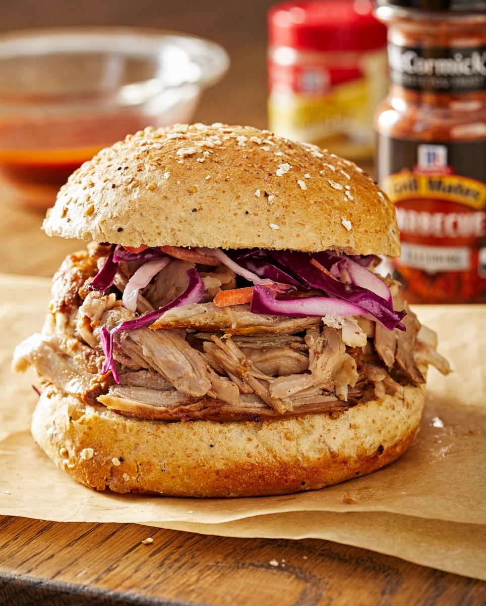 Looking for a hands-off dinner after the long weekend? Let your slow cooker do all the work with this tender &amp; saucy pulled pork recipe! 

Get the recipe: ow.ly/5o4N50PIzHw