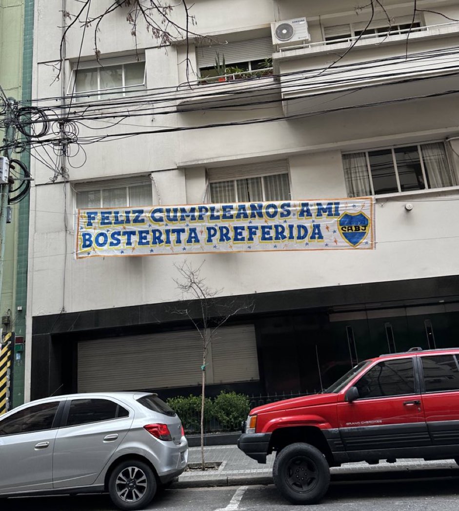 Uno así de romántico quiero yo