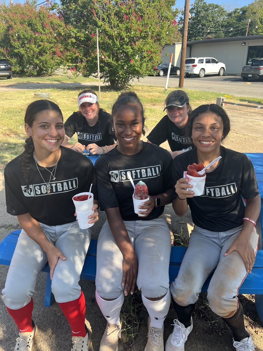 TVCC SOFTBALL tweet media