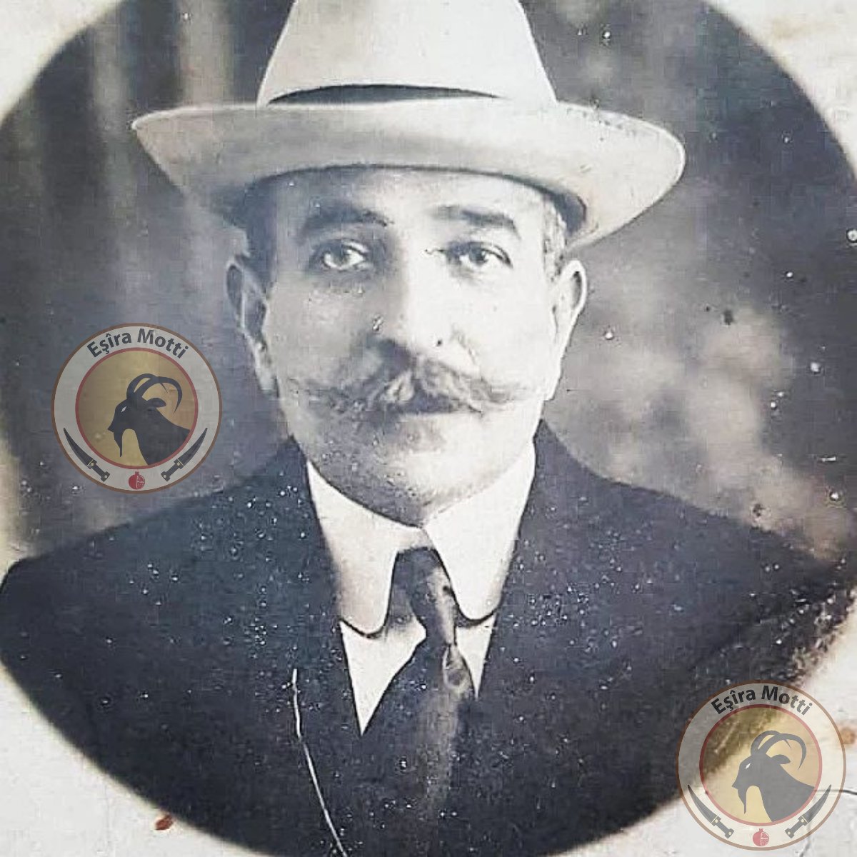 Birêz rohat alakom kamil Bedirxan bapîrê me ye, wî em li Qersê Kağizman hişt û bi Kurdên Êzidî re çû Gurcistanê û Ermenîstanê û li wir çû ser dilovaniya xwe.
 Li hemberî me ji me re dibêjin Motî an jî botî
dibêjin yên ji botanê tên  <a href="/RAlakom/">Rohat Alakom</a>