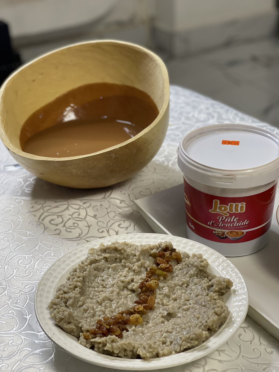 GuerteRewmi's tweet photo. Sow bou marron ba ngui nii 😂

Lolli mo thie âye 😋🤩 https://t.co/ZIf5M3R0Py