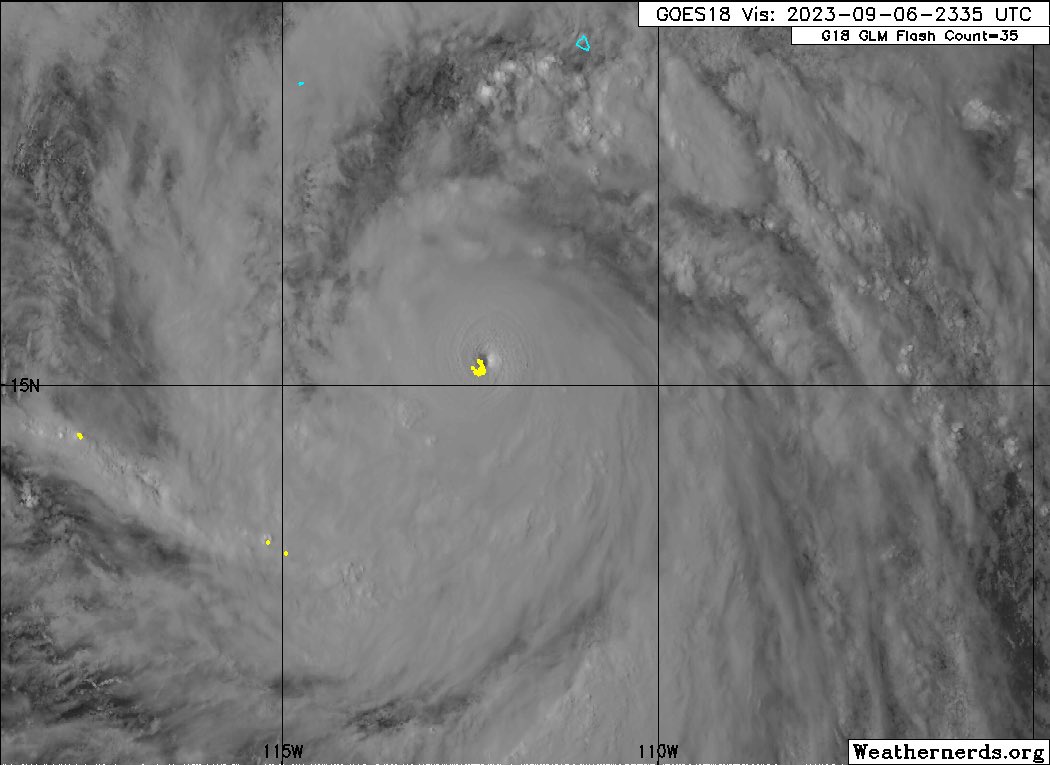 WillWeatherRVA's tweet image. EPAC: #Hurricane #Jova (#11E) is a monster. It has one of the thickest CMG rings I've ever seen in a tropical cyclone, and it is undoubtedly a Cat 5 by now. SSD manual Dvorak of T7.0 and @UWCIMSS ADT raw data-T of 7.6 supports that.