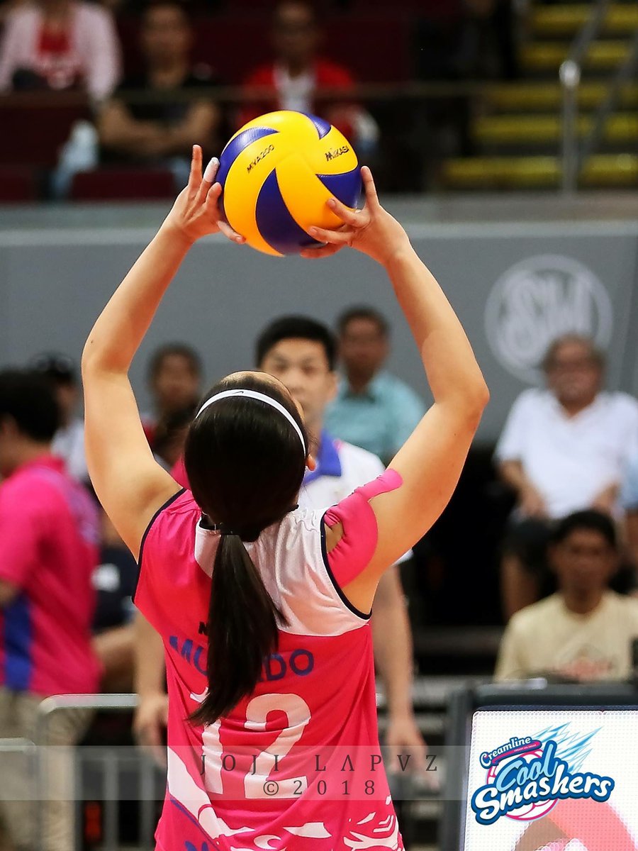 lizanne_927's tweet photo. Soooo proud of you, @juliamdeguzman 🥰
Excited for you. I’m confident that you will do well. 
We love you💘 https://t.co/XghE9ogVba