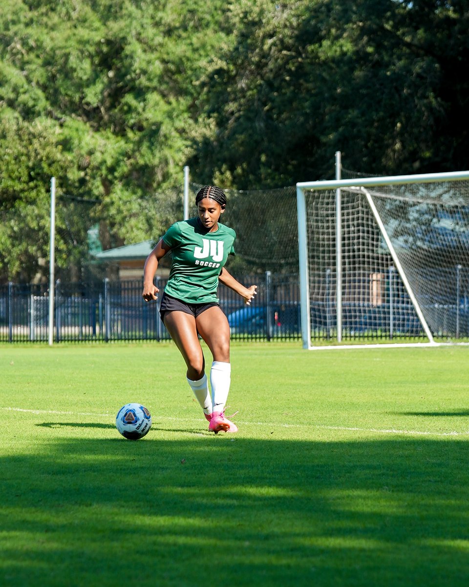 JAX_WSOC's tweet photo. Final prep before we take the pitch again tomorrow! 

#JUPhinsUp https://t.co/rWVsAHmBif