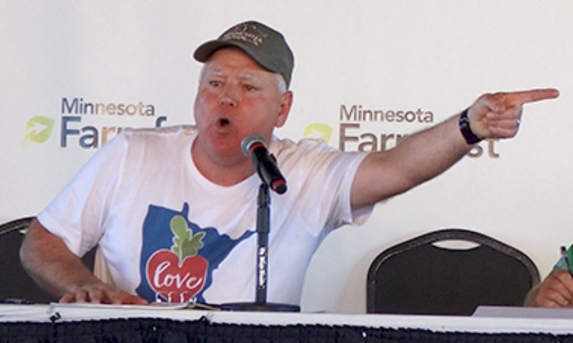 cacandgreco's tweet photo. Pictures of who you really are @GovTimWalz #CCPMurderPuppet https://t.co/153a8uOXNm