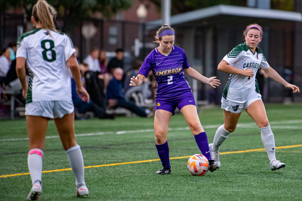 Emerson Athletics (@emersonlions) on Twitter photo WSOC | <a href="/emersonwsoccer/">Emerson Soccer</a> Slips To No. 24 Tufts β½οΈ
ποΈ emersonlions.com/news/2023/9/6/β¦
UP NEXT: at Bates on September 9th
#HearUsRoar WSOC | <a href="/emersonwsoccer/">Emerson Soccer</a> Slips To No. 24 Tufts β½οΈ
ποΈ emersonlions.com/news/2023/9/6/β¦
UP NEXT: at Bates on September 9th
#HearUsRoar