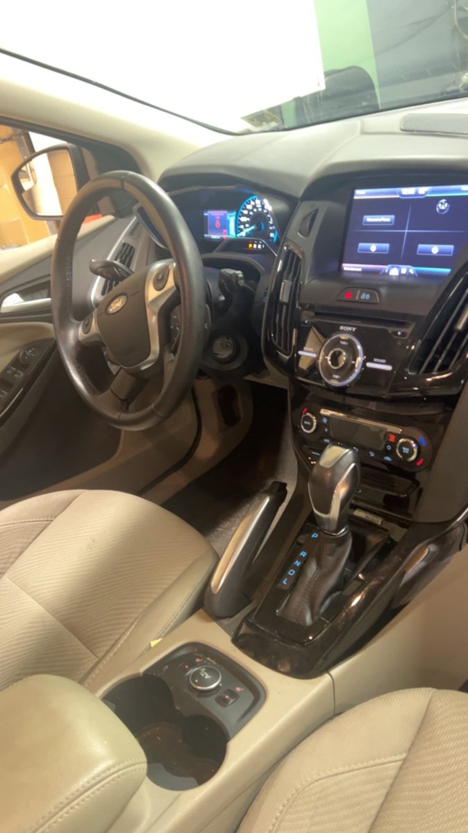 MarlonTeachTheYouth tweet media