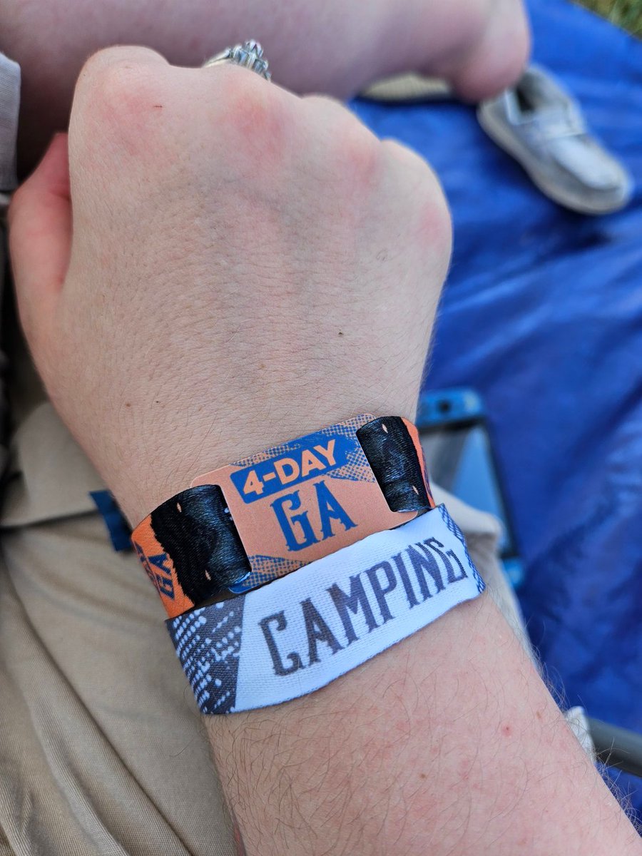 I'm at Blue Ridge Rock Fest until Monday! It would be super awesome if it would cool down soon 😁