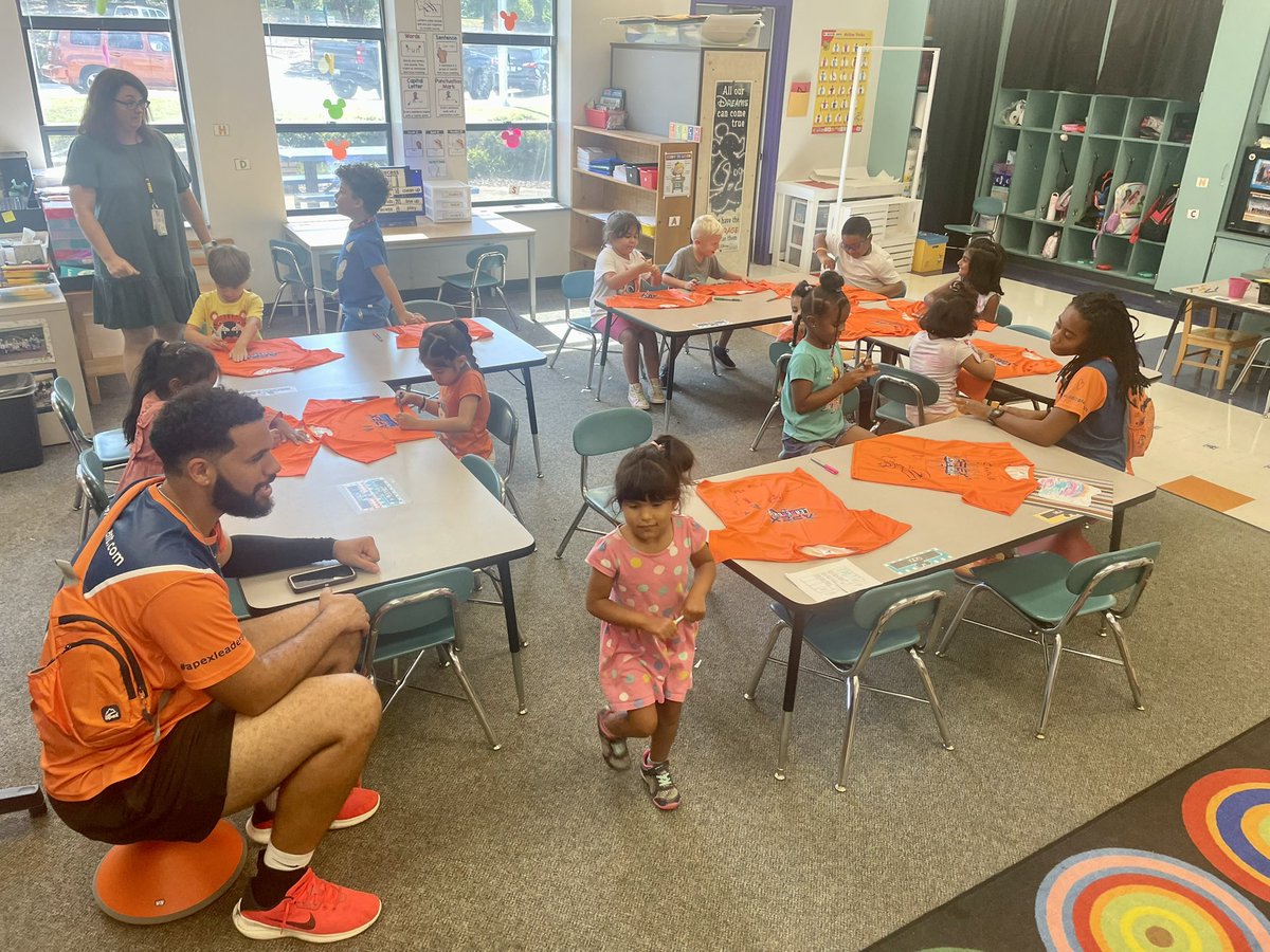 We had a fun afternoon decorating our tshirts with <a href="/ApexLeadership2/">ApexLeadershipCo-NC</a> We are ready for our Apex REMIX Glow Party tomorrow! 🌟